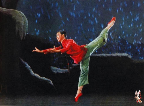 车位不动产证要交契税吗